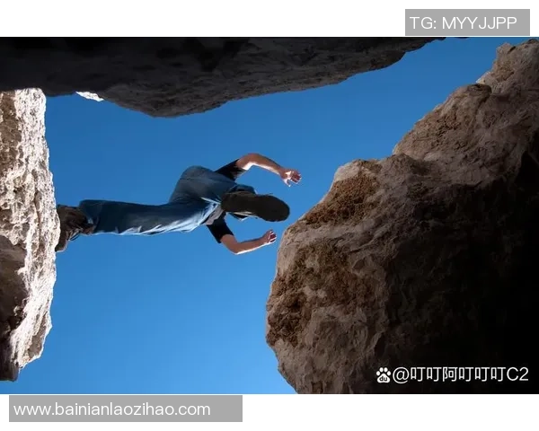 重庆攀岩队的团队协作探索与挑战攀登精神的完美结合